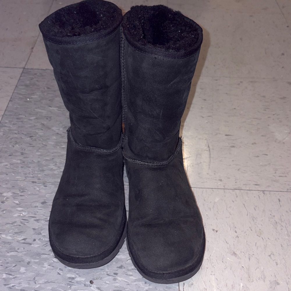 UGG Boots Youth Size 3 Womens 5 Classic Winter Shearling Mid Calf Black